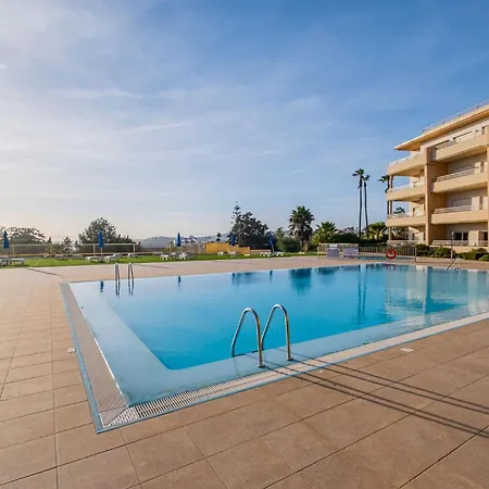 Oura - Views Of Sea, Bay & Old Town Albufeira