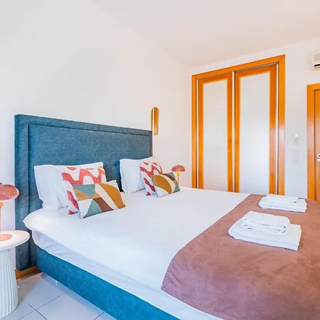 Apartamento Oura - Views Of Sea, Bay & Old Town