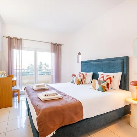 Appartement Oura - Views Of Sea, Bay & Old Town