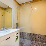Oura - Views Of Sea, Bay & Old Town Appartement *